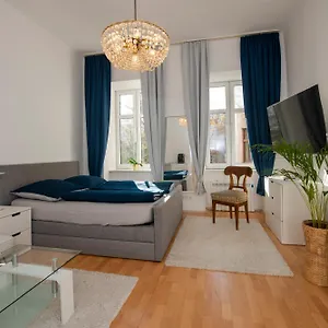  Apartment Home Suites Home